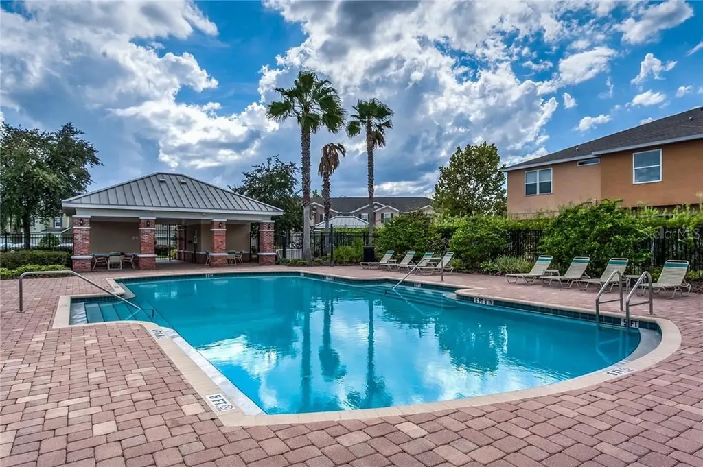 5014 White Sanderling Court Tampa FL 33619