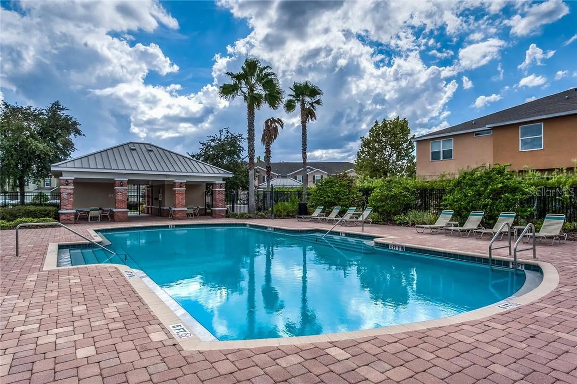 5014 White Sanderling Court Tampa FL 33619