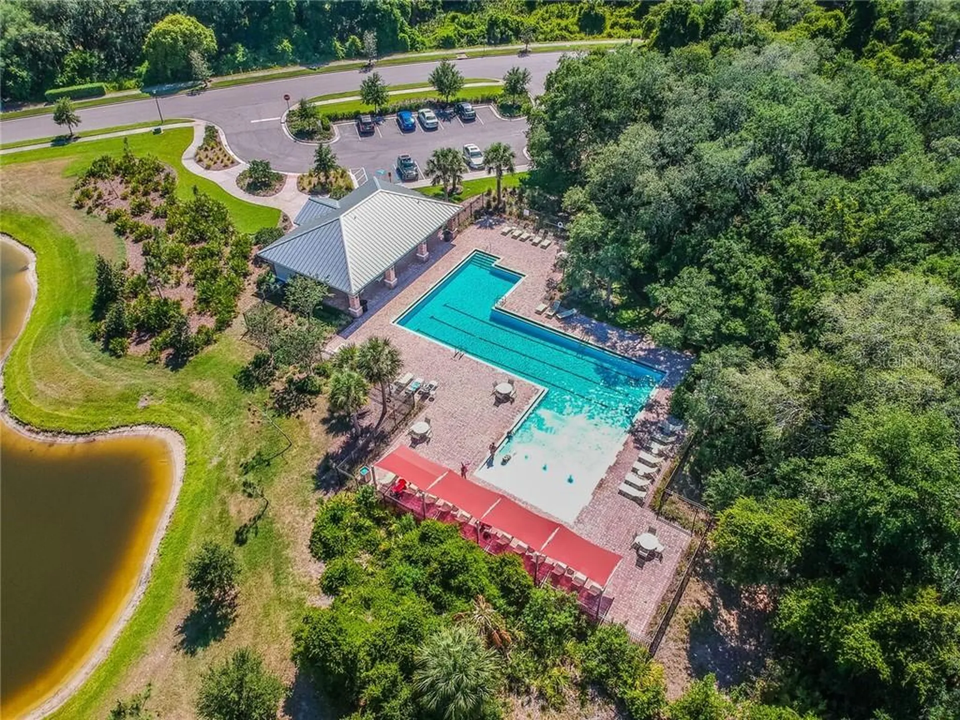 5014 White Sanderling Court Tampa FL 33619