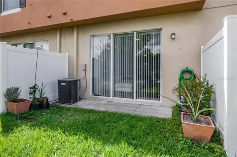 5014 White Sanderling Court Tampa FL 33619