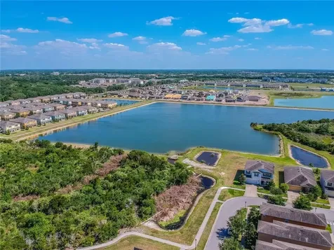 5014 White Sanderling Court Tampa FL 33619
