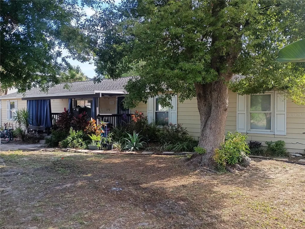 2601 Manatee Harbor Drive Ruskin FL 33570