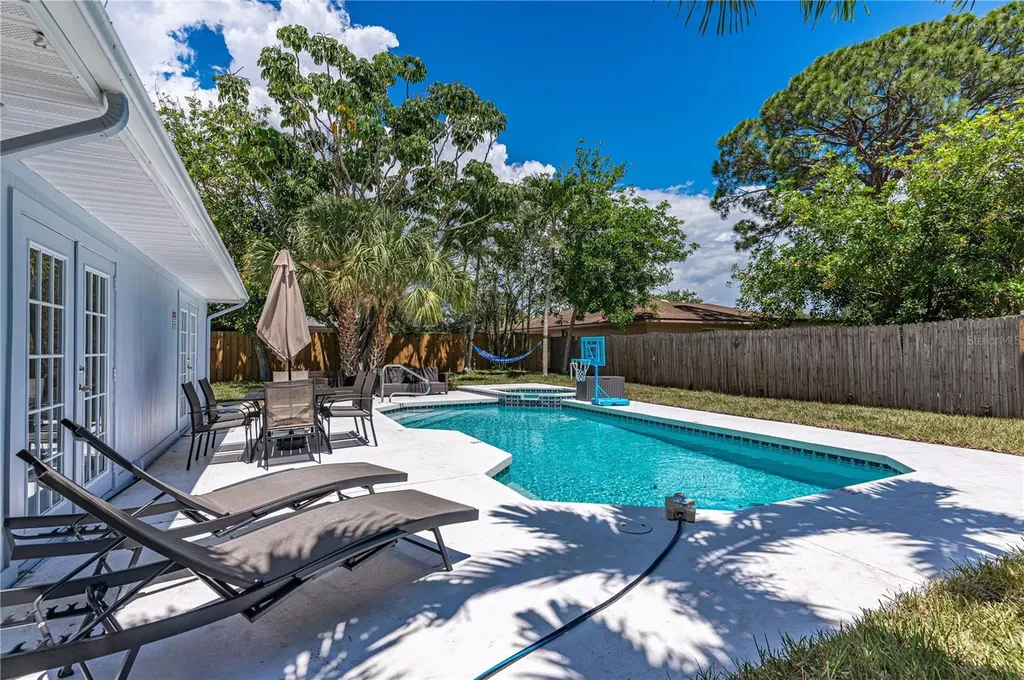 7203 14th Avenue NW Bradenton FL 34209