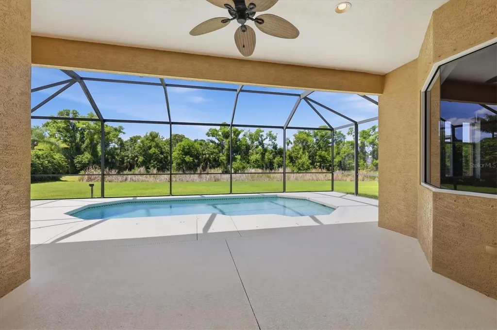 510 147th Court NE Bradenton FL 34212