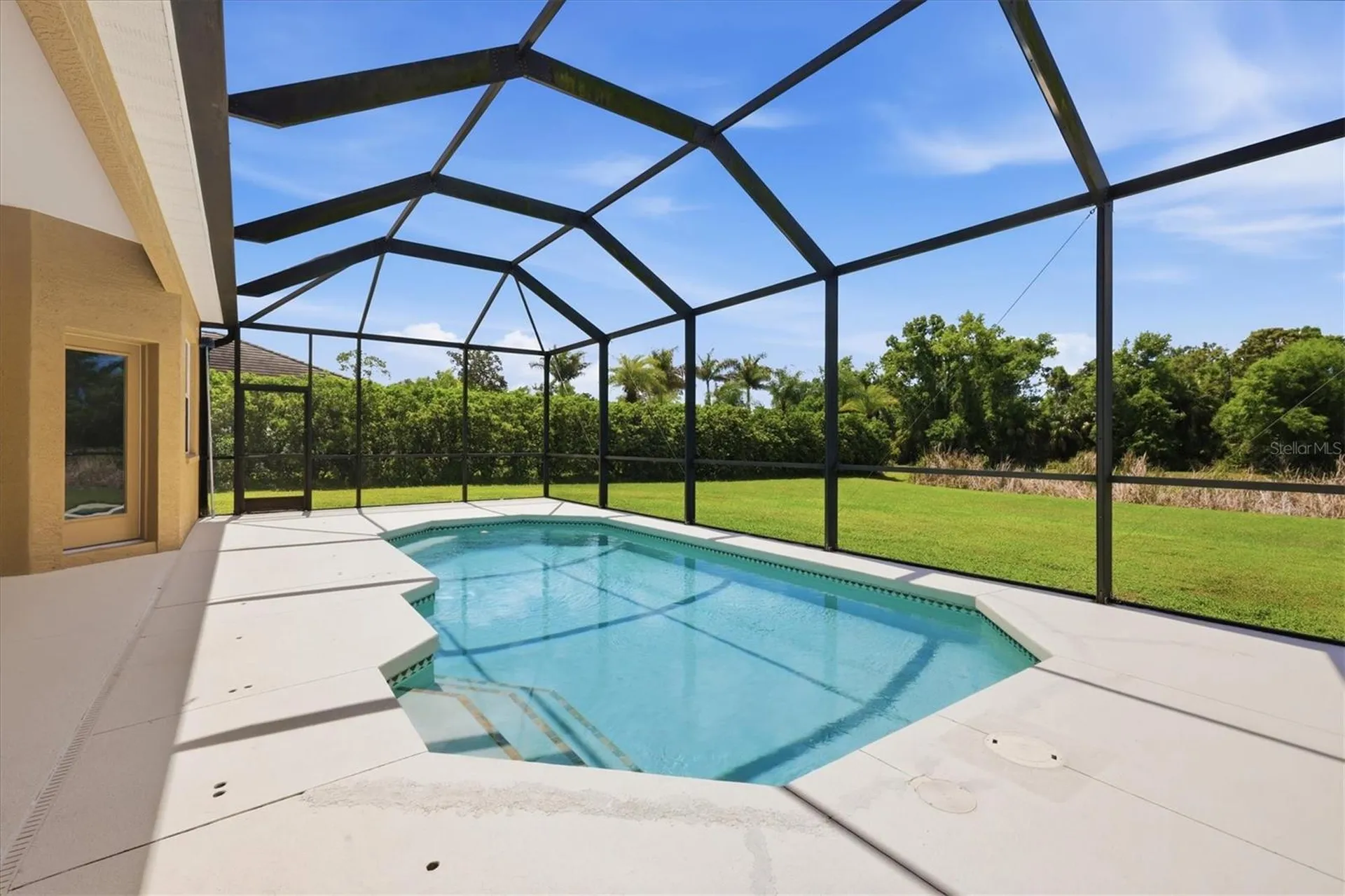 510 147th Court NE Bradenton FL 34212