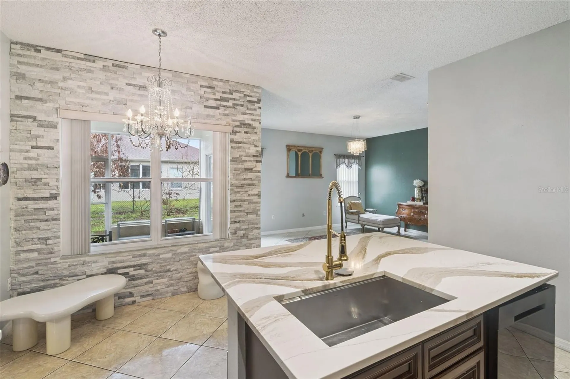 323 Aldershot Court Kissimmee FL 34758