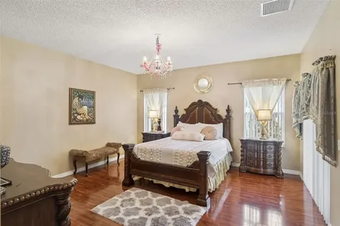 323 Aldershot Court Kissimmee FL 34758