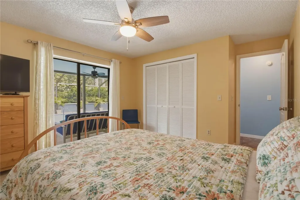 4725 Orange Grove Way Palm Harbor FL 34684