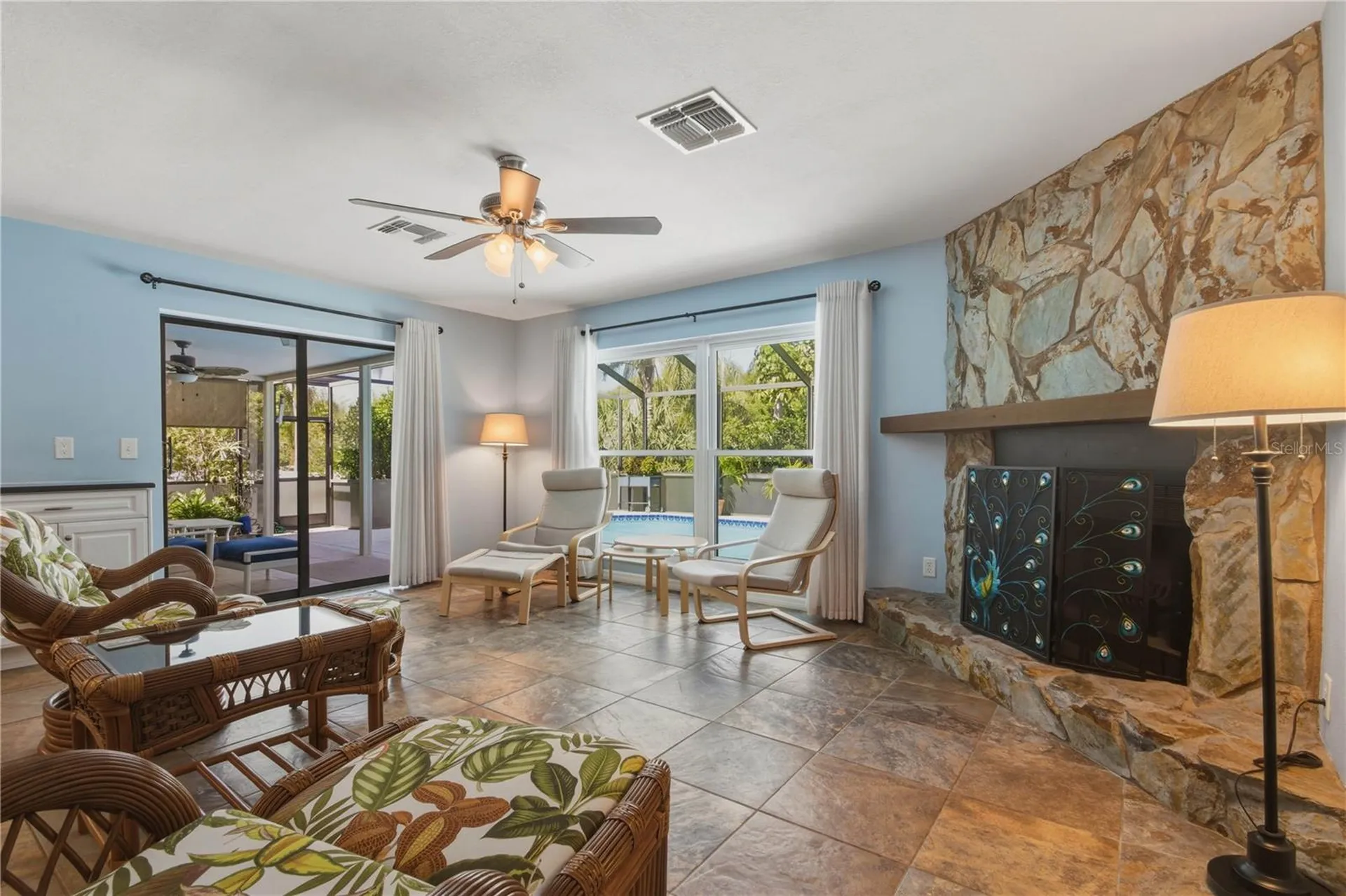 4725 Orange Grove Way Palm Harbor FL 34684