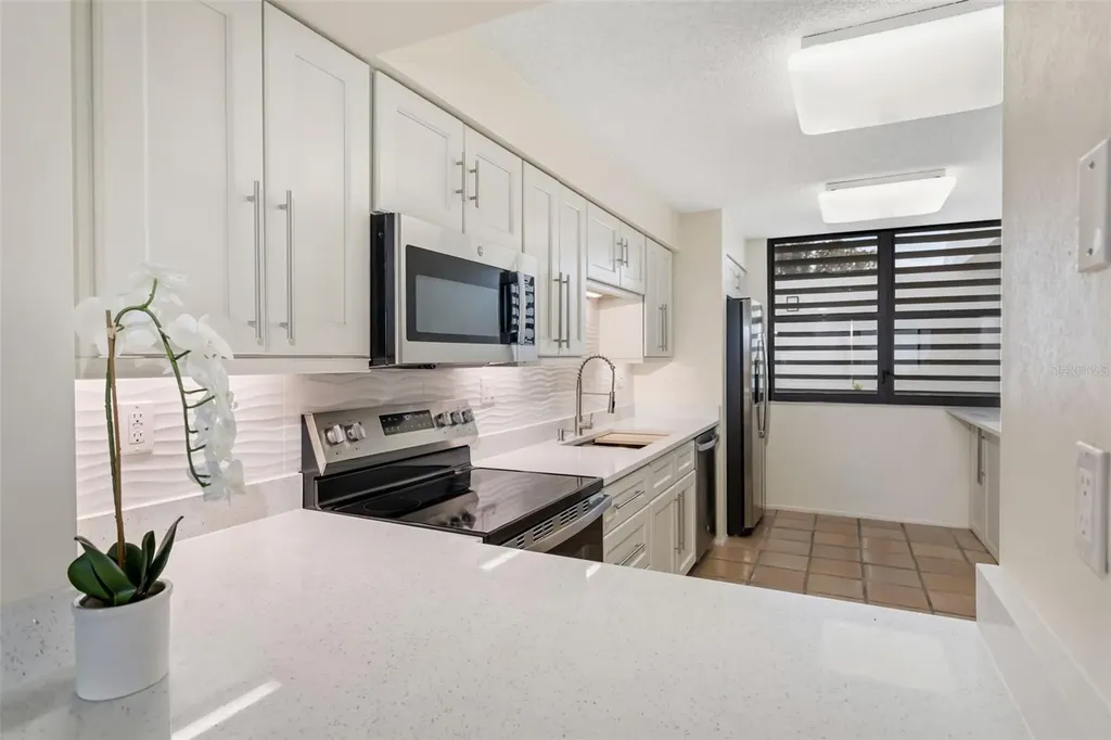 815 Bayport Way Longboat Key FL 34228