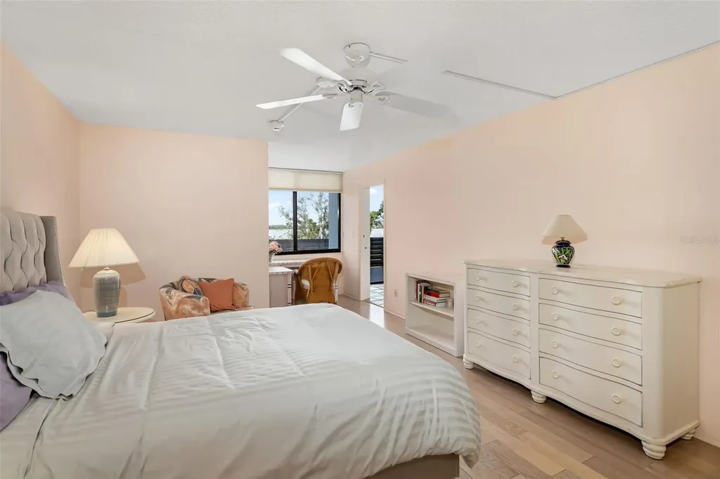 815 Bayport Way Longboat Key FL 34228