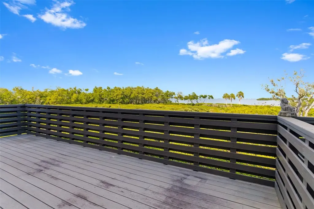 815 Bayport Way Longboat Key FL 34228