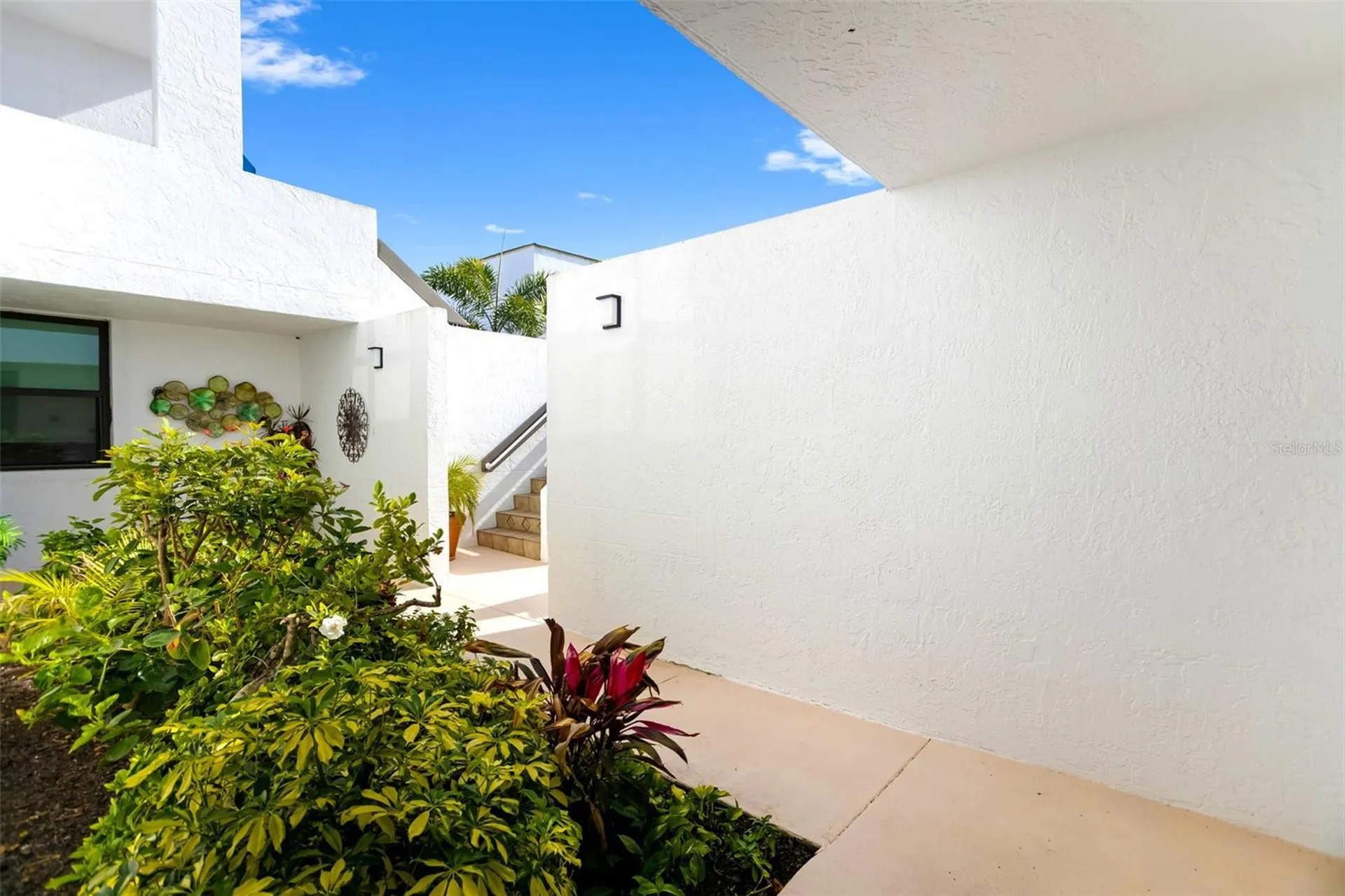 815 Bayport Way Longboat Key FL 34228