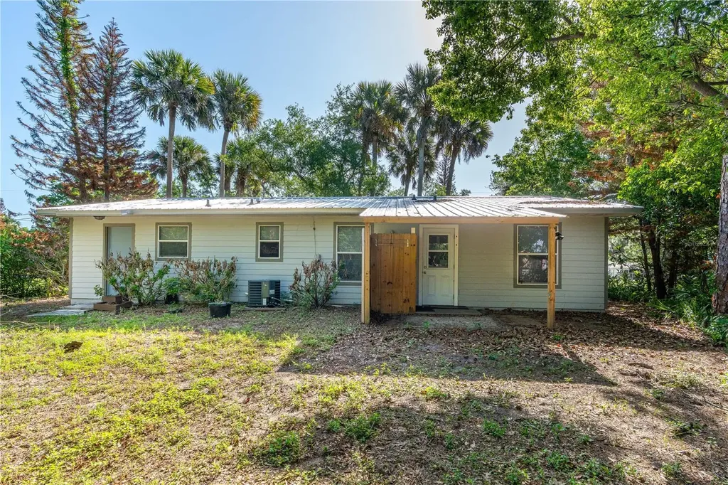 240 Newcomb Street New Smyrna Beach FL 32168