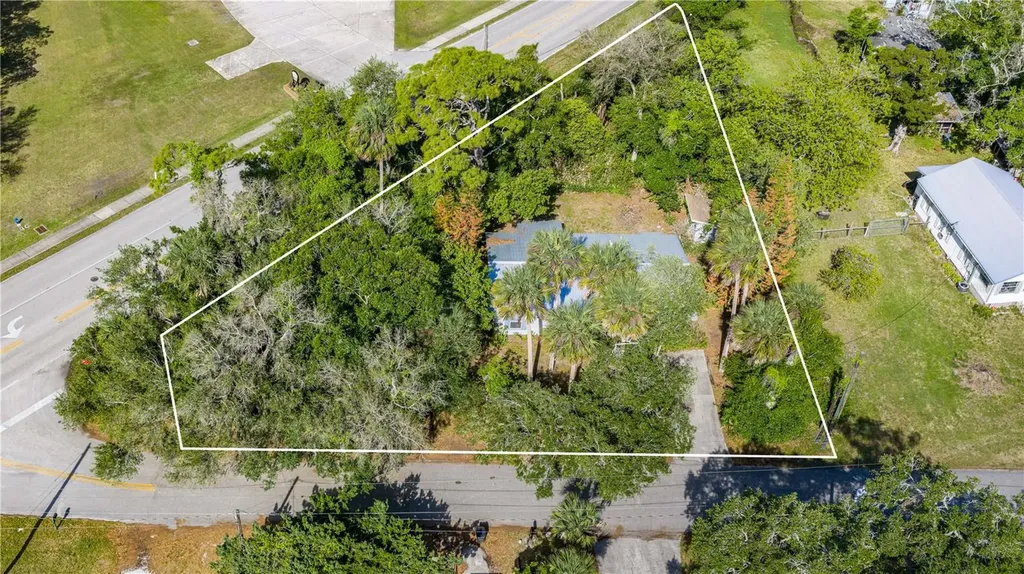 240 Newcomb Street New Smyrna Beach FL 32168