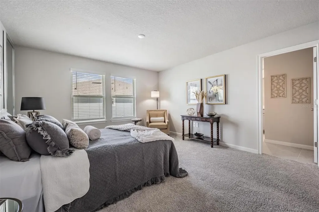 19219 Blue Pond Drive Lutz FL 33558