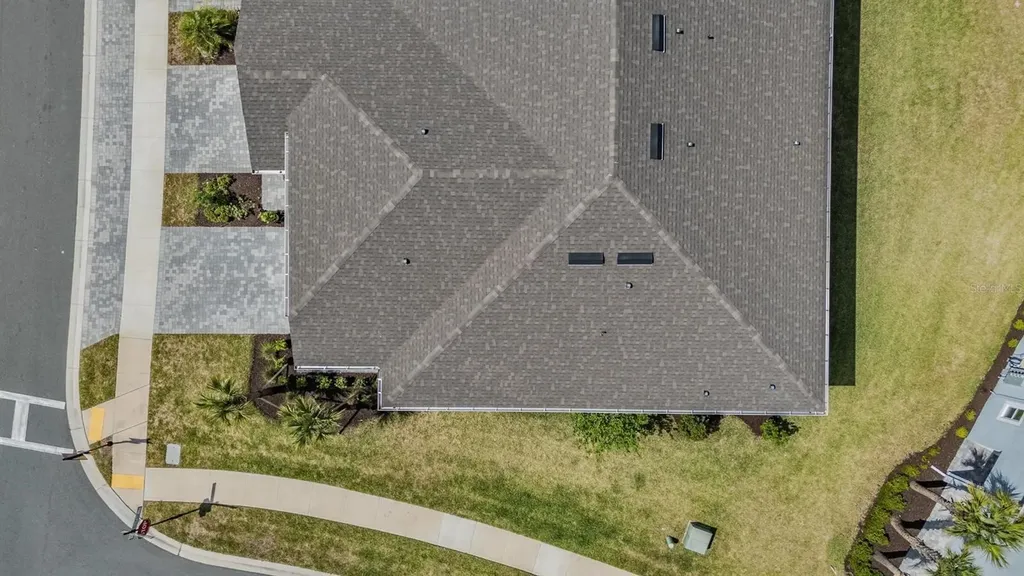 19219 Blue Pond Drive Lutz FL 33558