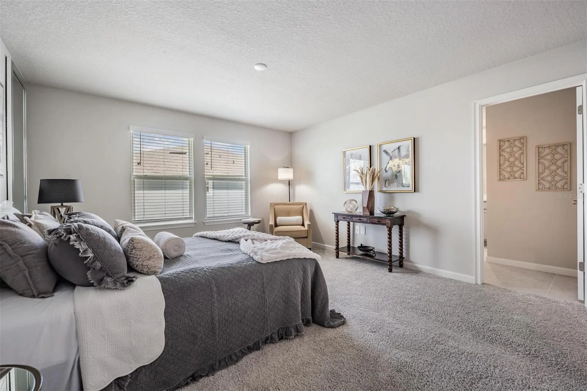 19219 Blue Pond Drive Lutz FL 33558
