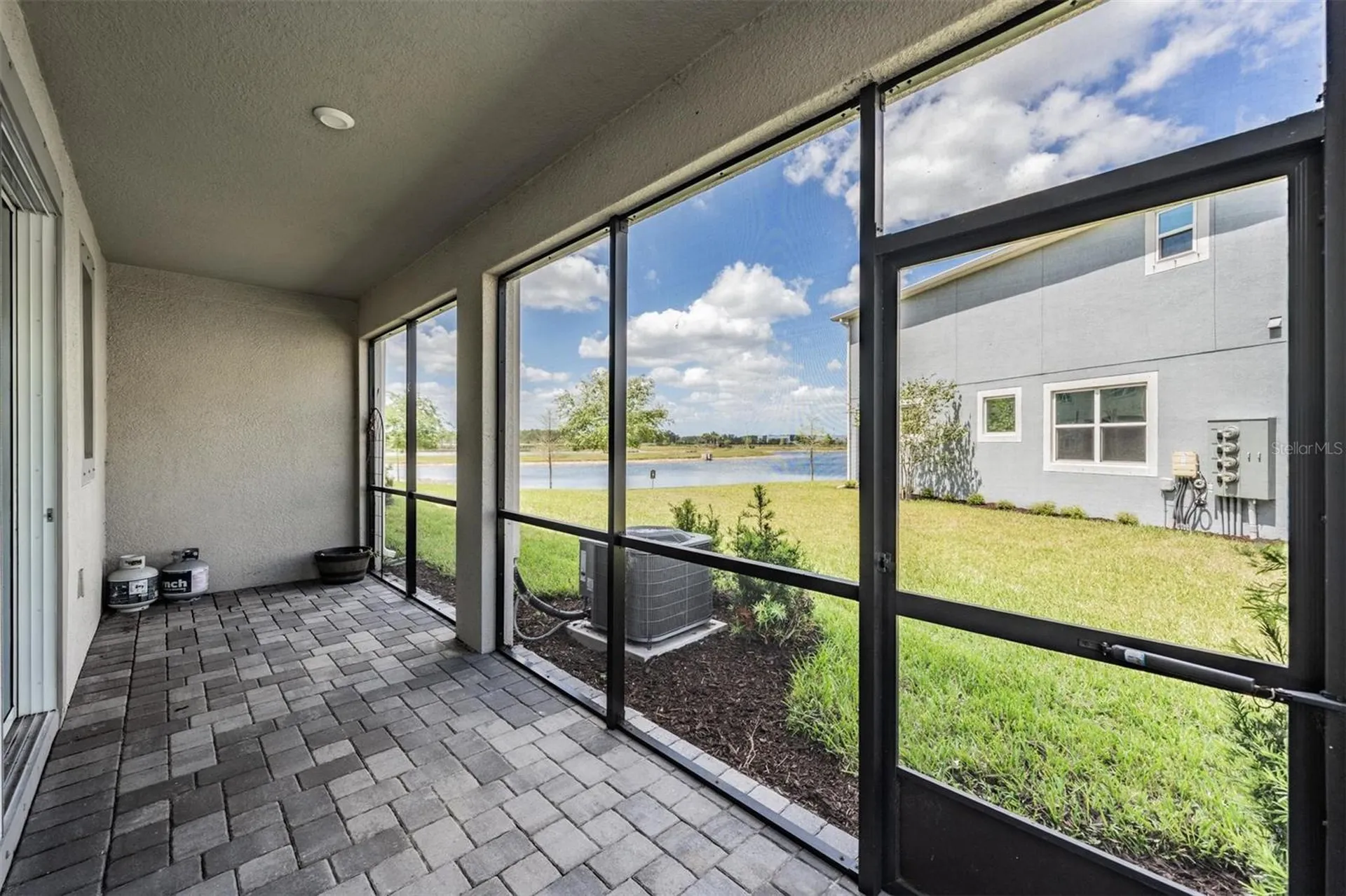 19219 Blue Pond Drive Lutz FL 33558