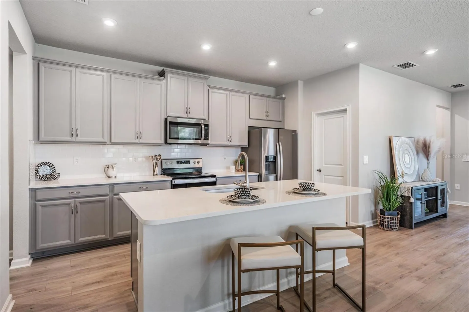 19219 Blue Pond Drive Lutz FL 33558