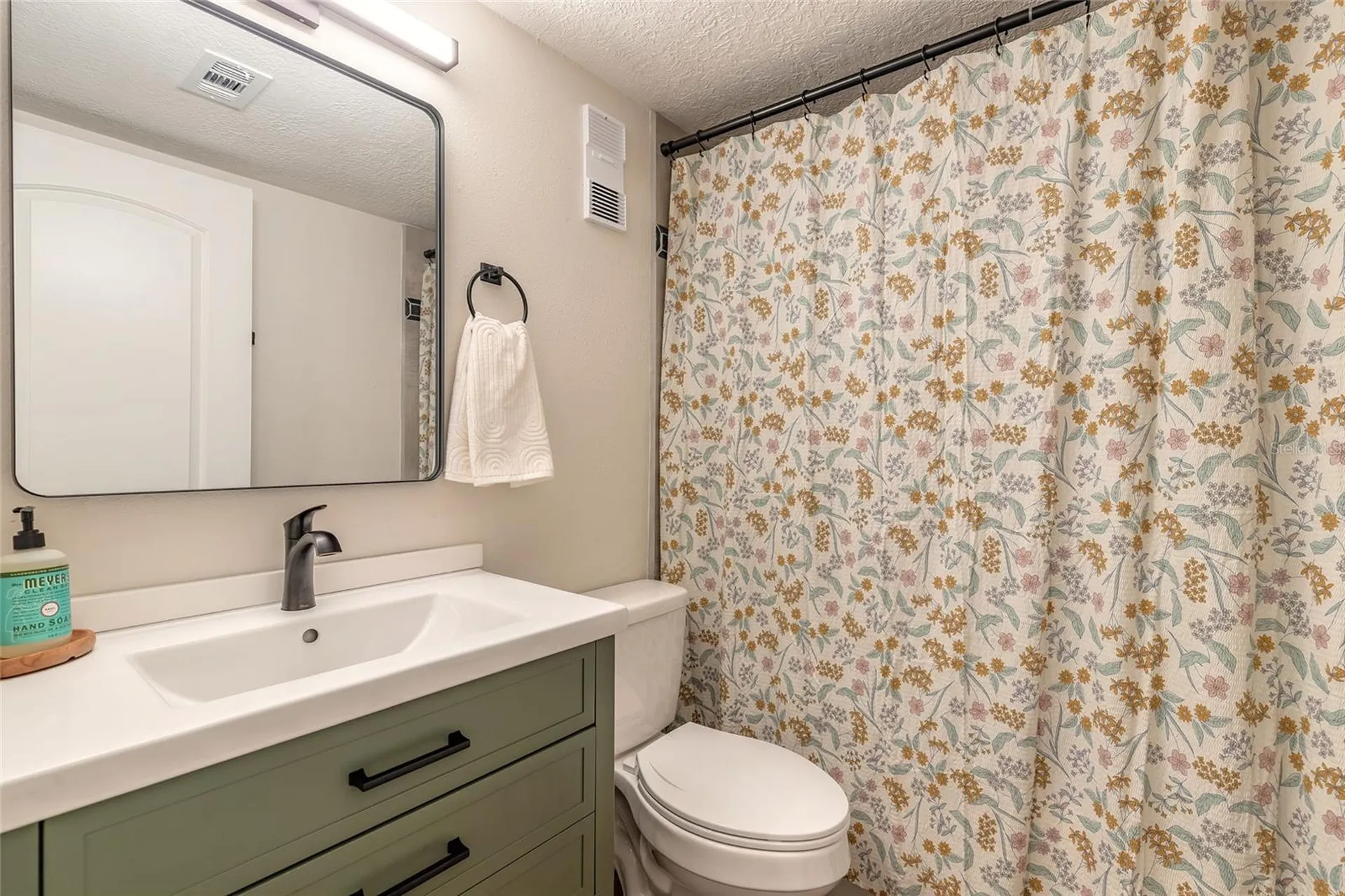 150 Wax Myrtle Woods Court Deltona FL 32725