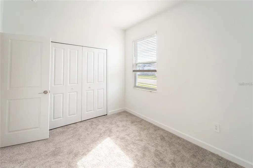 4032 Redbridge Loop Davenport FL 33837