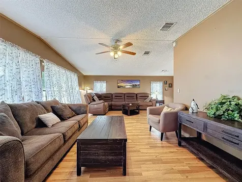454 Village Circle SW Winter Haven FL 33880