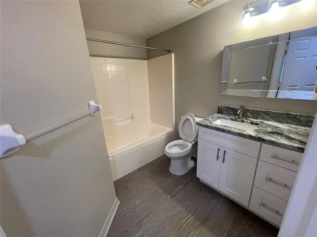 6004 Portsdale Place Riverview FL 33578