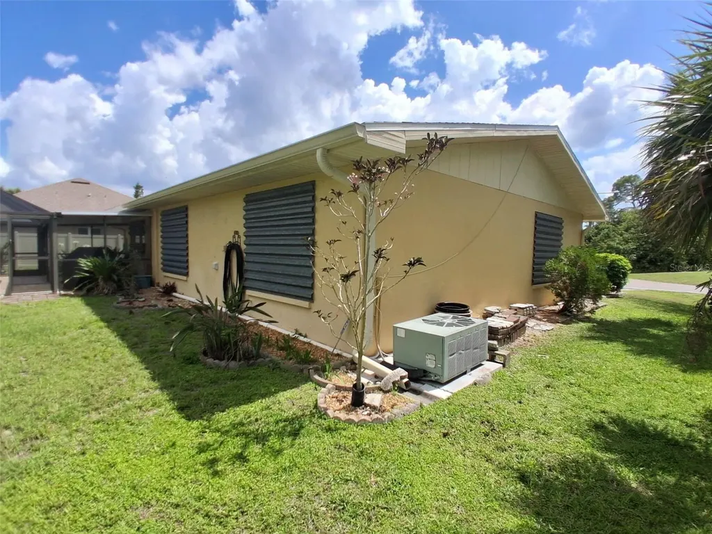 2706 Auburn Boulevard Port Charlotte FL 33948