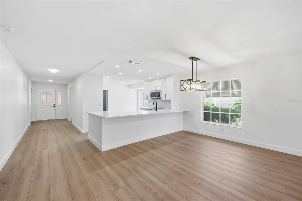 5526 Chanteclaire Sarasota FL 34235