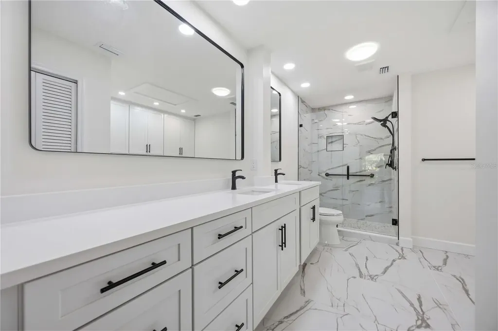 5526 Chanteclaire Sarasota FL 34235