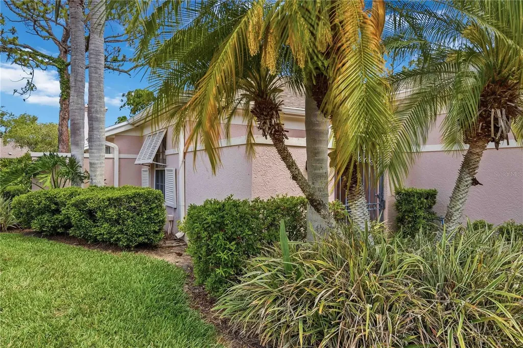 5526 Chanteclaire Sarasota FL 34235