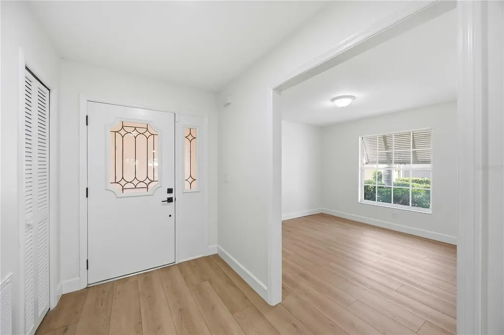 5526 Chanteclaire Sarasota FL 34235