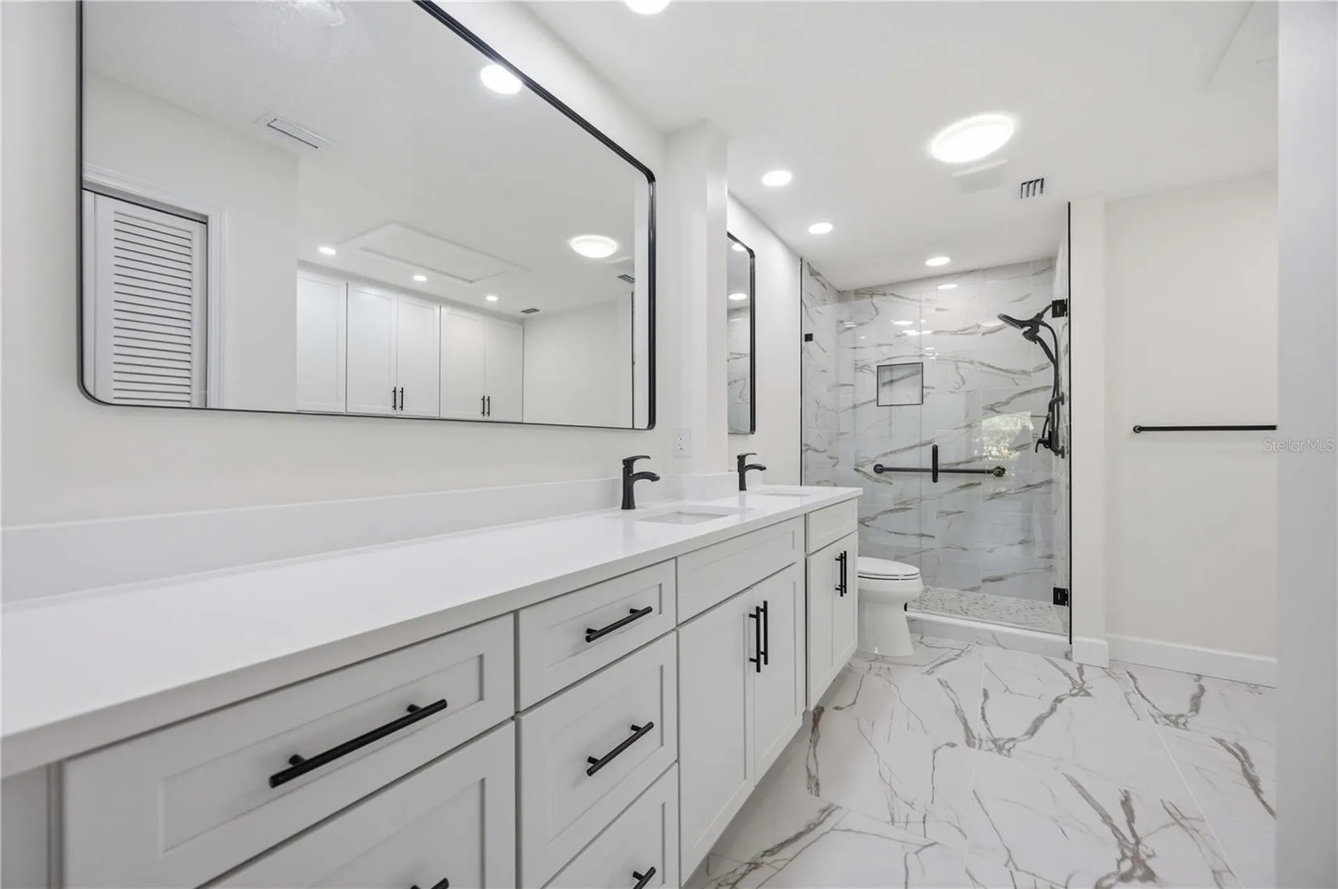 5526 Chanteclaire Sarasota FL 34235