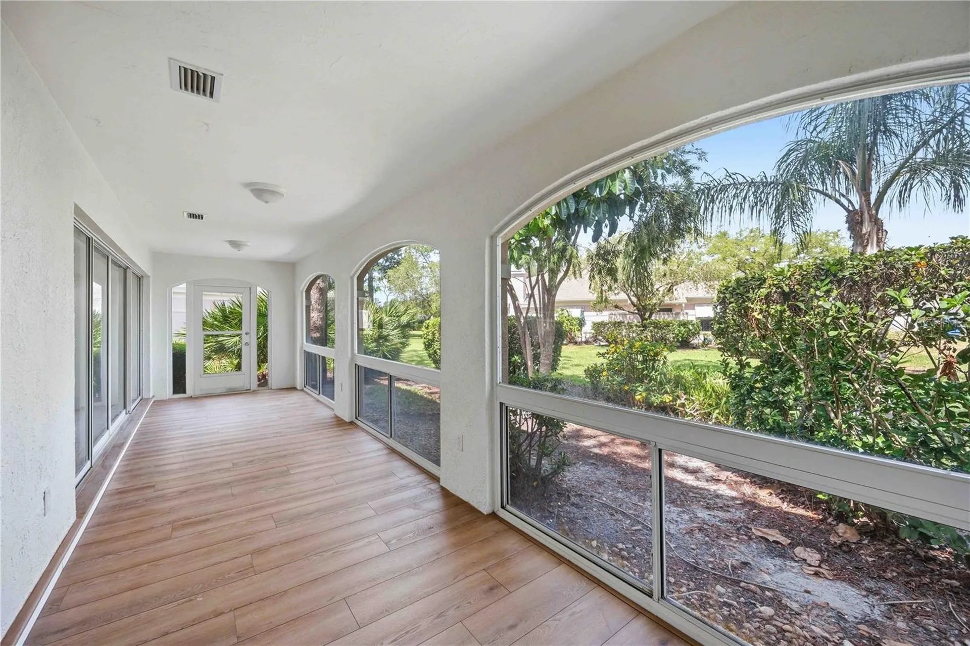 5526 Chanteclaire Sarasota FL 34235