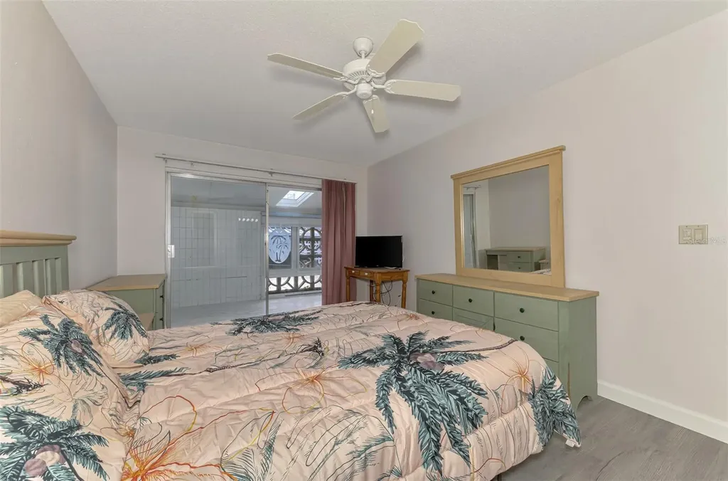 1205 Tarpon Center Drive Venice FL 34285