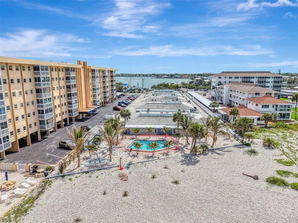 1205 Tarpon Center Drive Venice FL 34285
