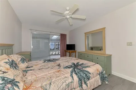 1205 Tarpon Center Drive Venice FL 34285