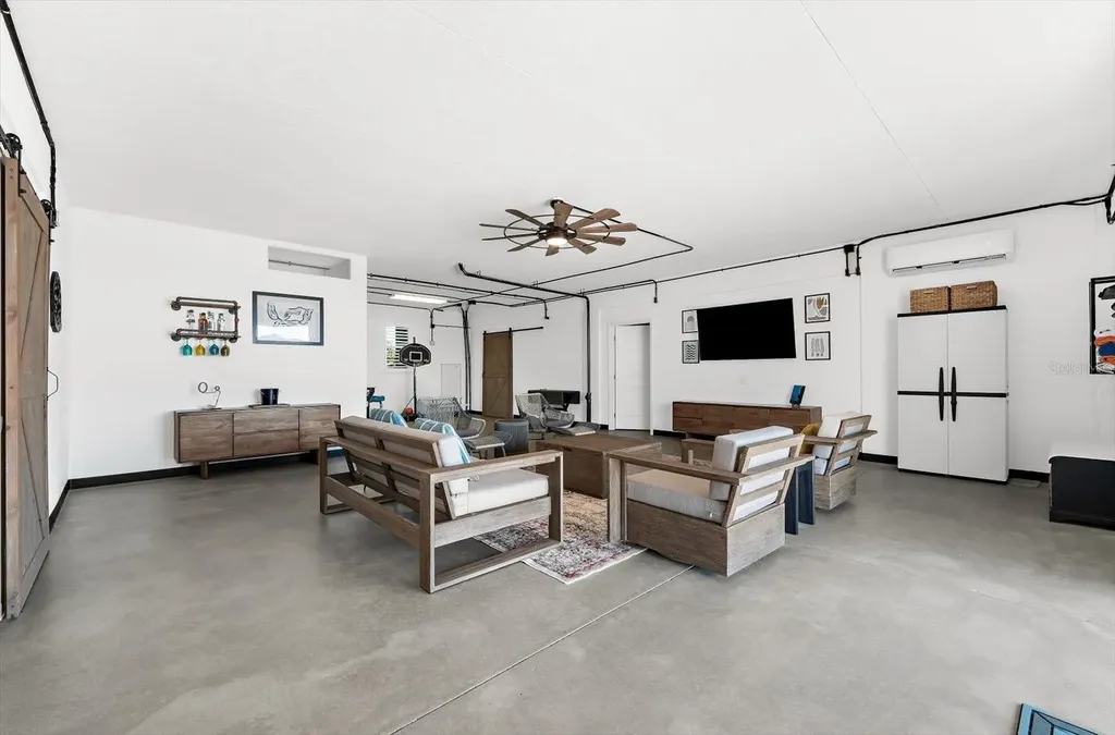 1600 New Point Comfort Road Englewood FL 34223