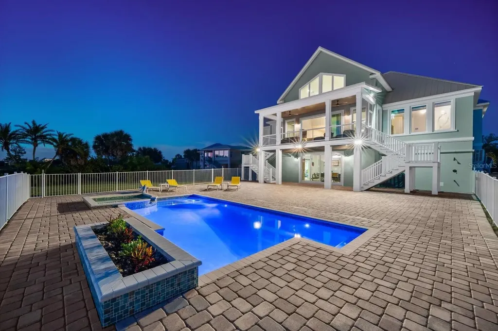 1600 New Point Comfort Road Englewood FL 34223