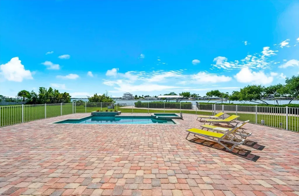1600 New Point Comfort Road Englewood FL 34223