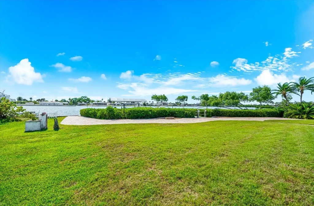 1600 New Point Comfort Road Englewood FL 34223