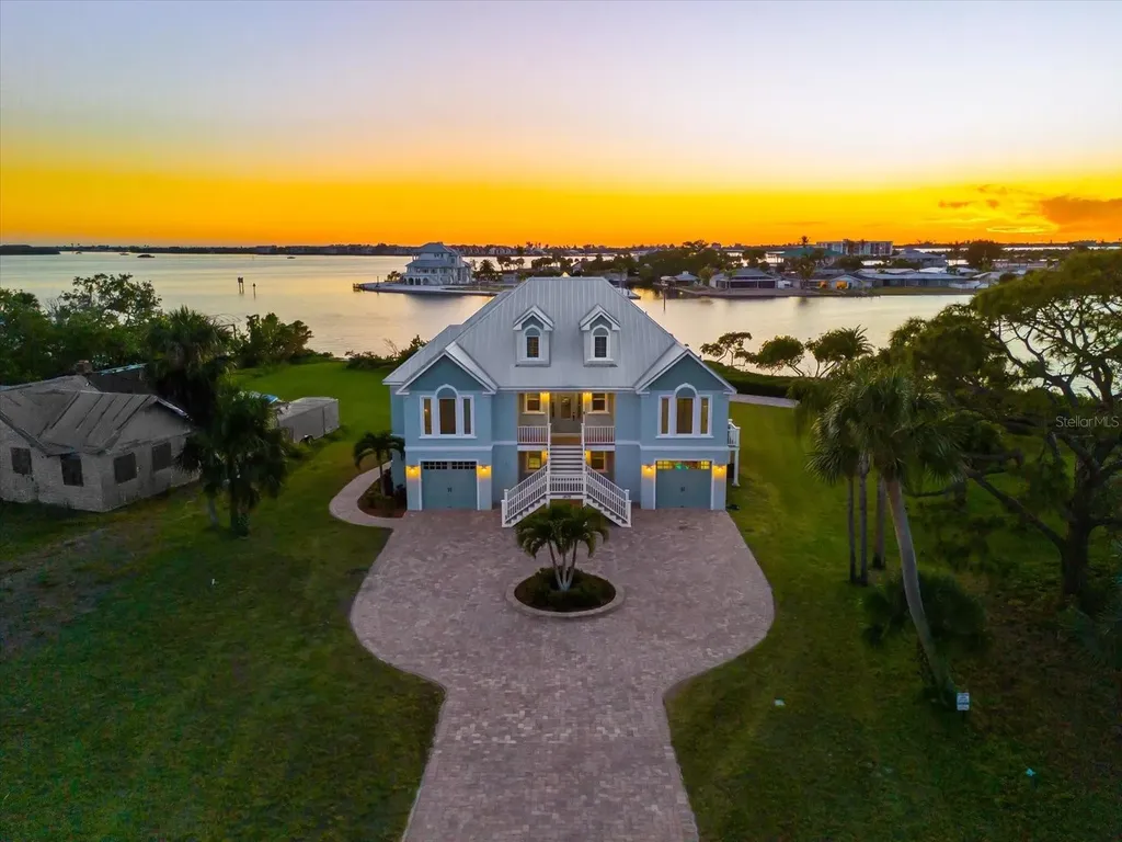 1600 New Point Comfort Road Englewood FL 34223