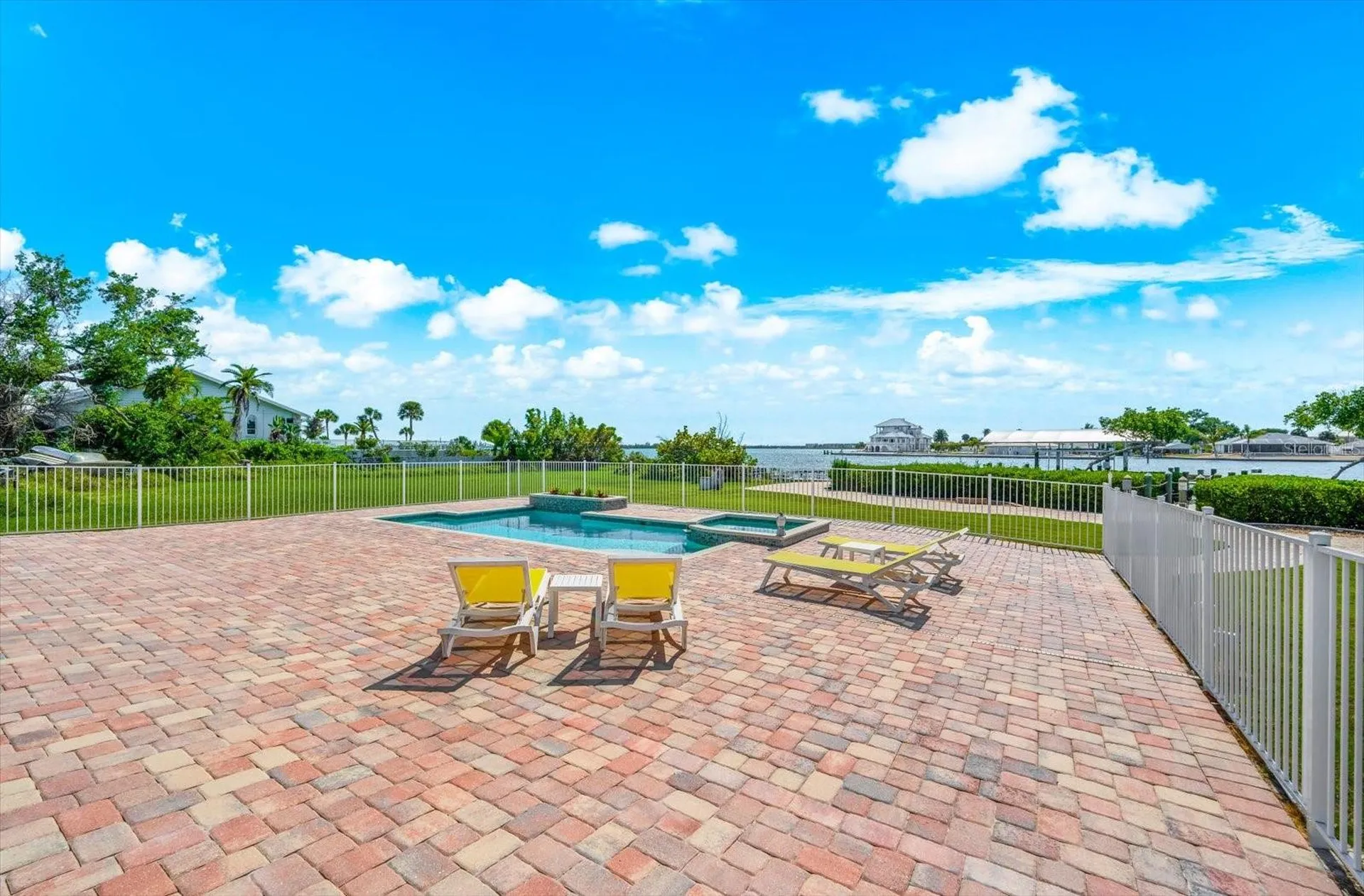 1600 New Point Comfort Road Englewood FL 34223
