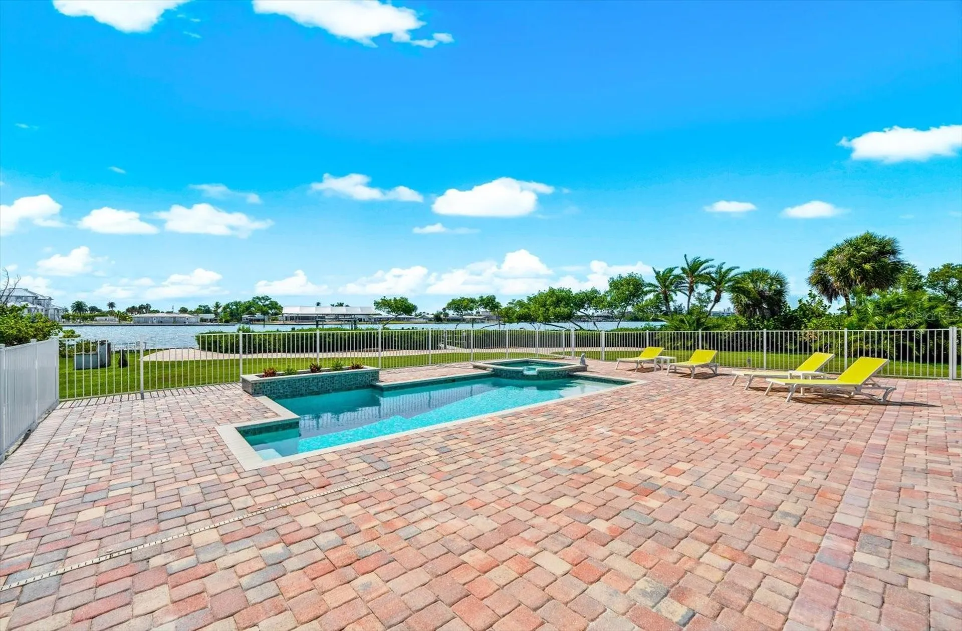 1600 New Point Comfort Road Englewood FL 34223
