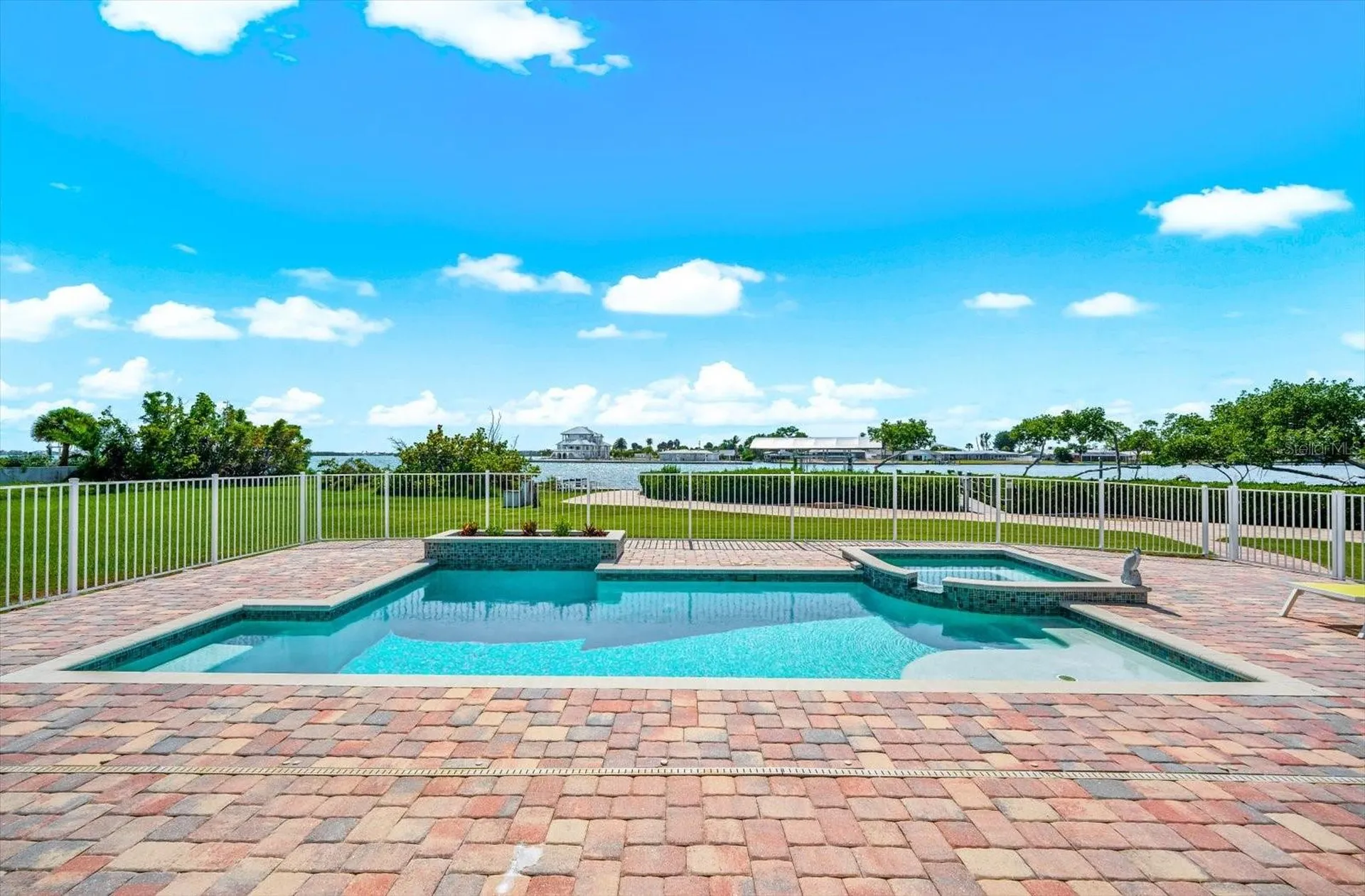 1600 New Point Comfort Road Englewood FL 34223