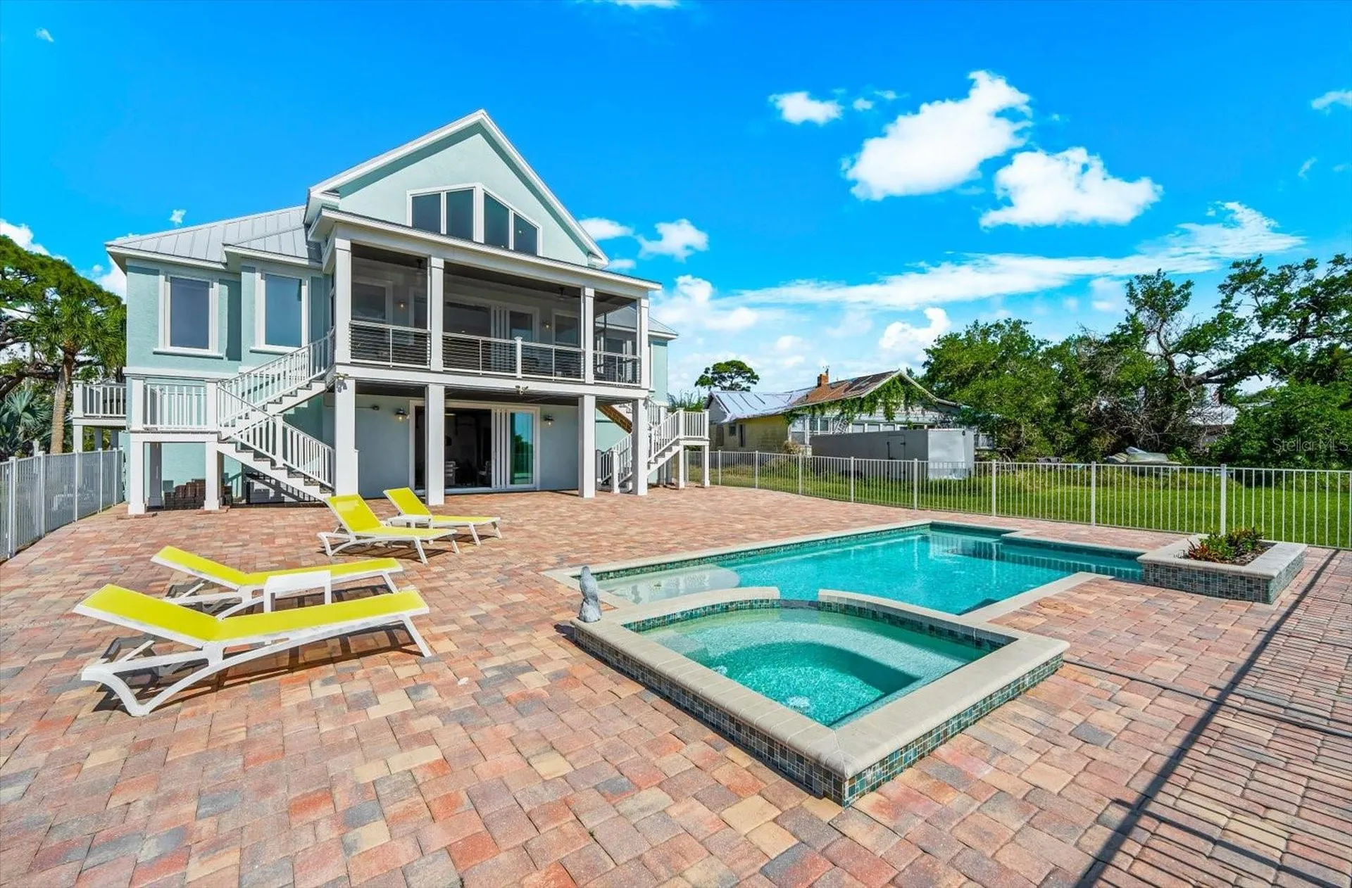 1600 New Point Comfort Road Englewood FL 34223