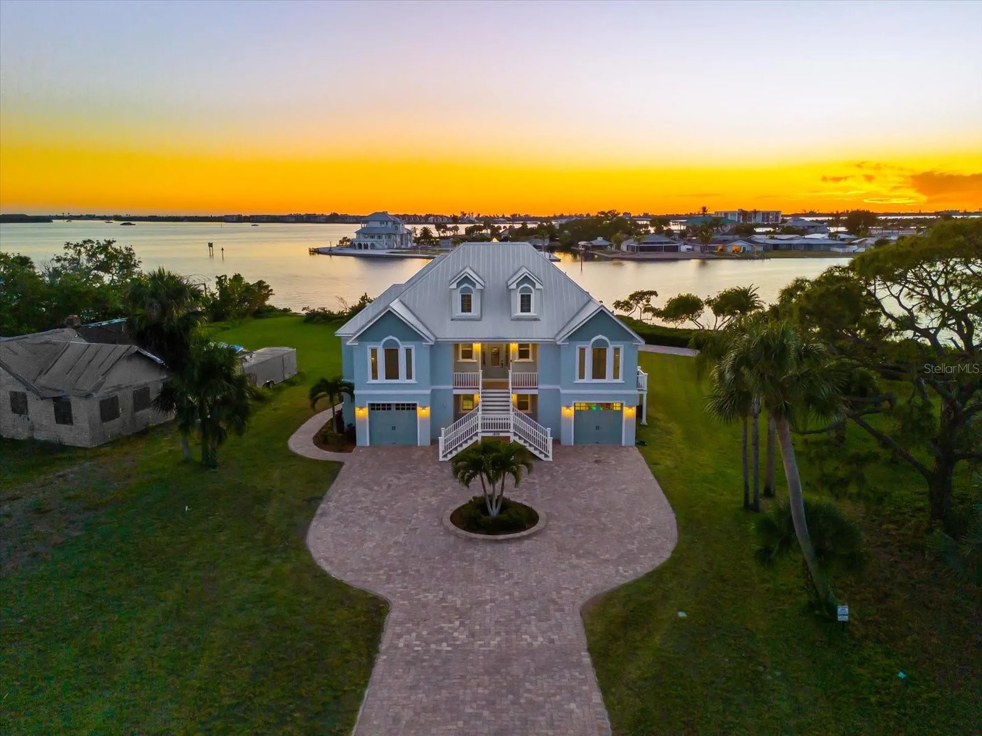 1600 New Point Comfort Road Englewood FL 34223