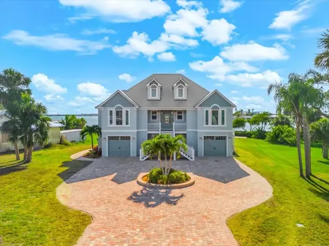 1600 New Point Comfort Road Englewood FL 34223