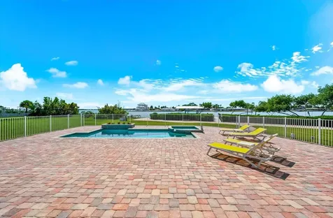 1600 New Point Comfort Road Englewood FL 34223
